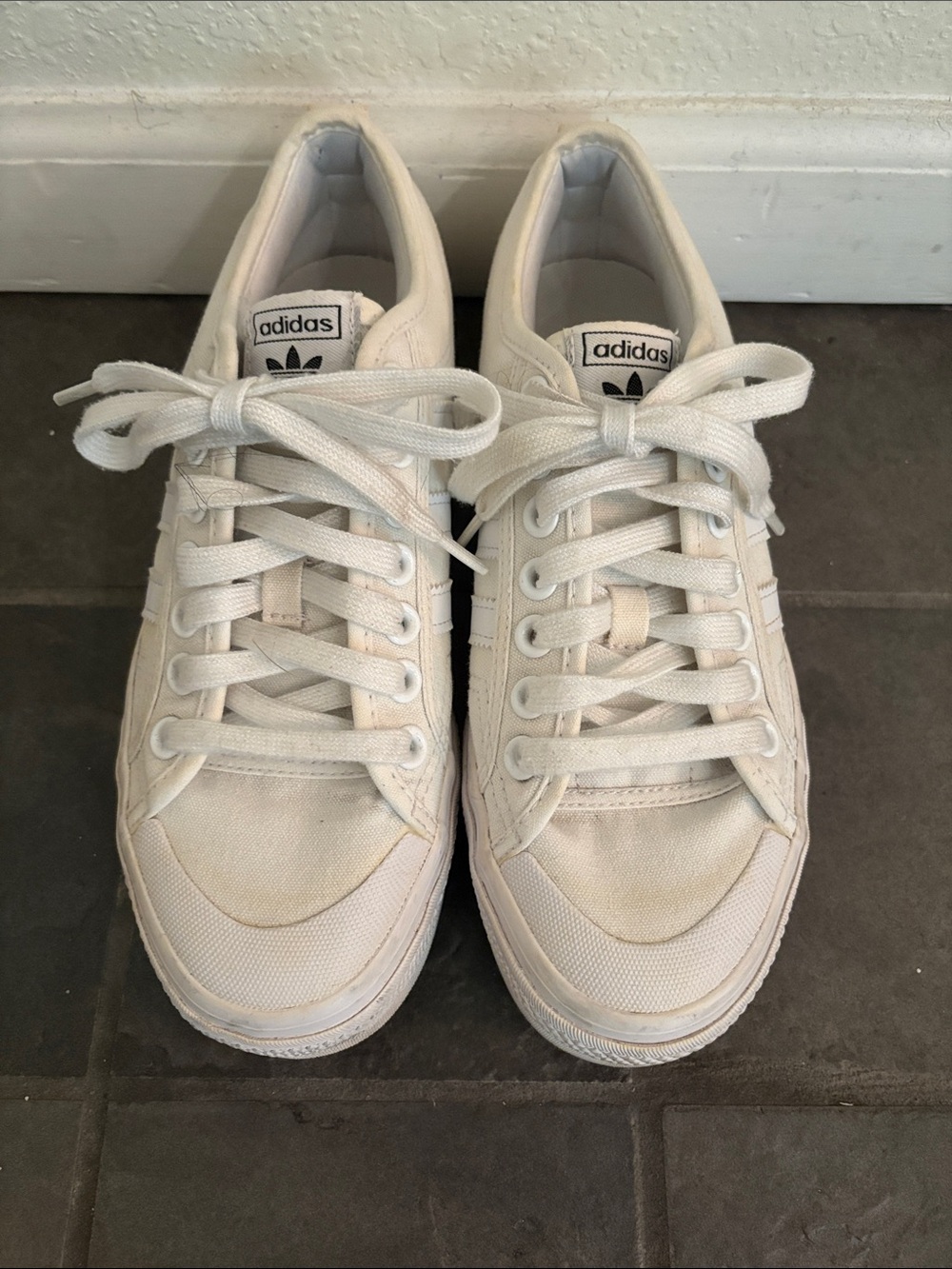 Adidas Classic Low-Top Canvas Sneakers in Off-White Size 9